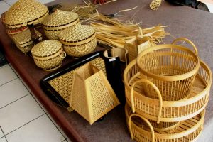 Jual Anyaman Bambu Kirim ke Banjarnegara: Custom & Ready Stock - Bambu.Furnitur.co.id