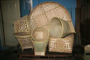 Jual Anyaman Bambu Kirim ke Salatiga: Custom & Ready Stock - Bambu.Furnitur.co.id